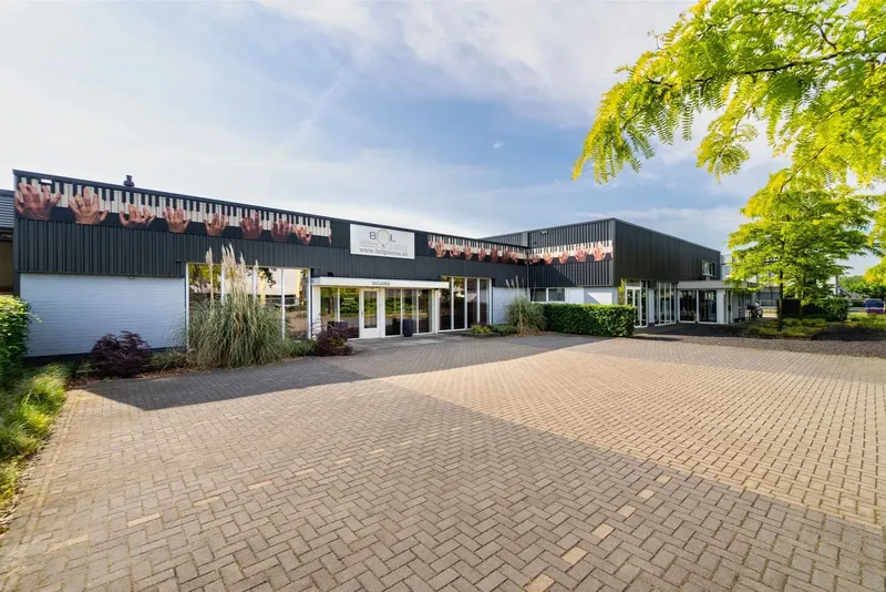 Verkocht! Multifunctioneel bedrijfsobject in Veenendaal